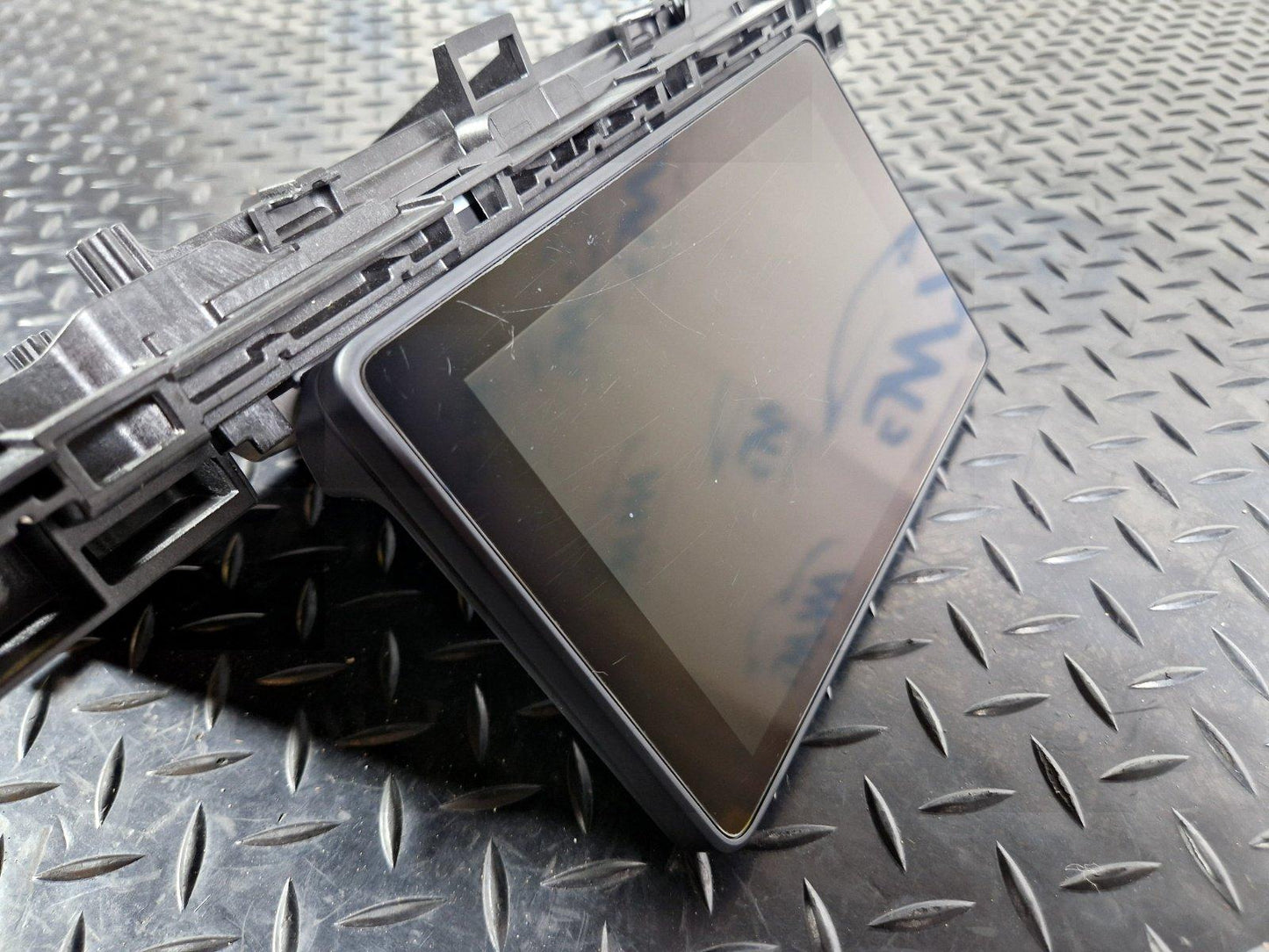 16-23 AUDI A5 F5 SPORTBACK S-LINE GENUINE SAT NAV DISPLAY MMI SCREEN 8W8919604
