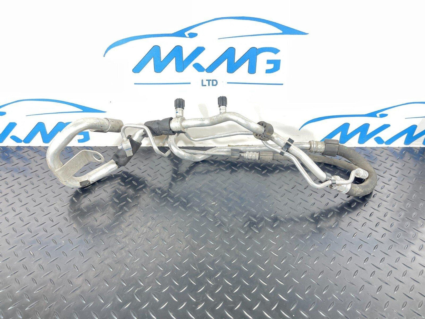 14-21 MERCEDES BENZ C350e W205 A/C AIR CON CONDITIONING PIPES A2058304602