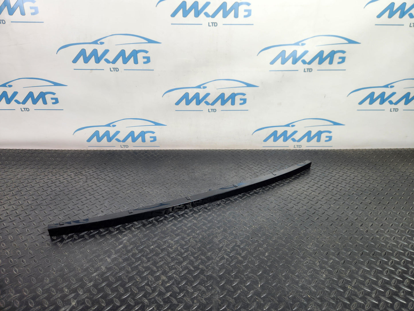 Land Rover Range Rover Evoque L551 SUV Rear Bumper Centre Trim K8D2-17775-AB