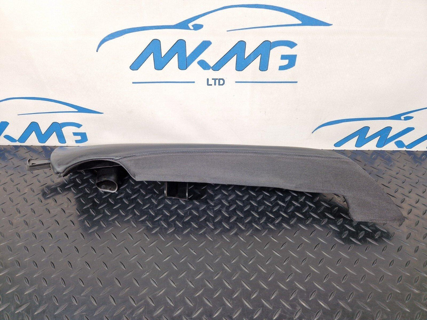12-18 AUDI A6 C7 REAR SEAT BOLSTER DRIVER SIDE RIGHT 4G085704A