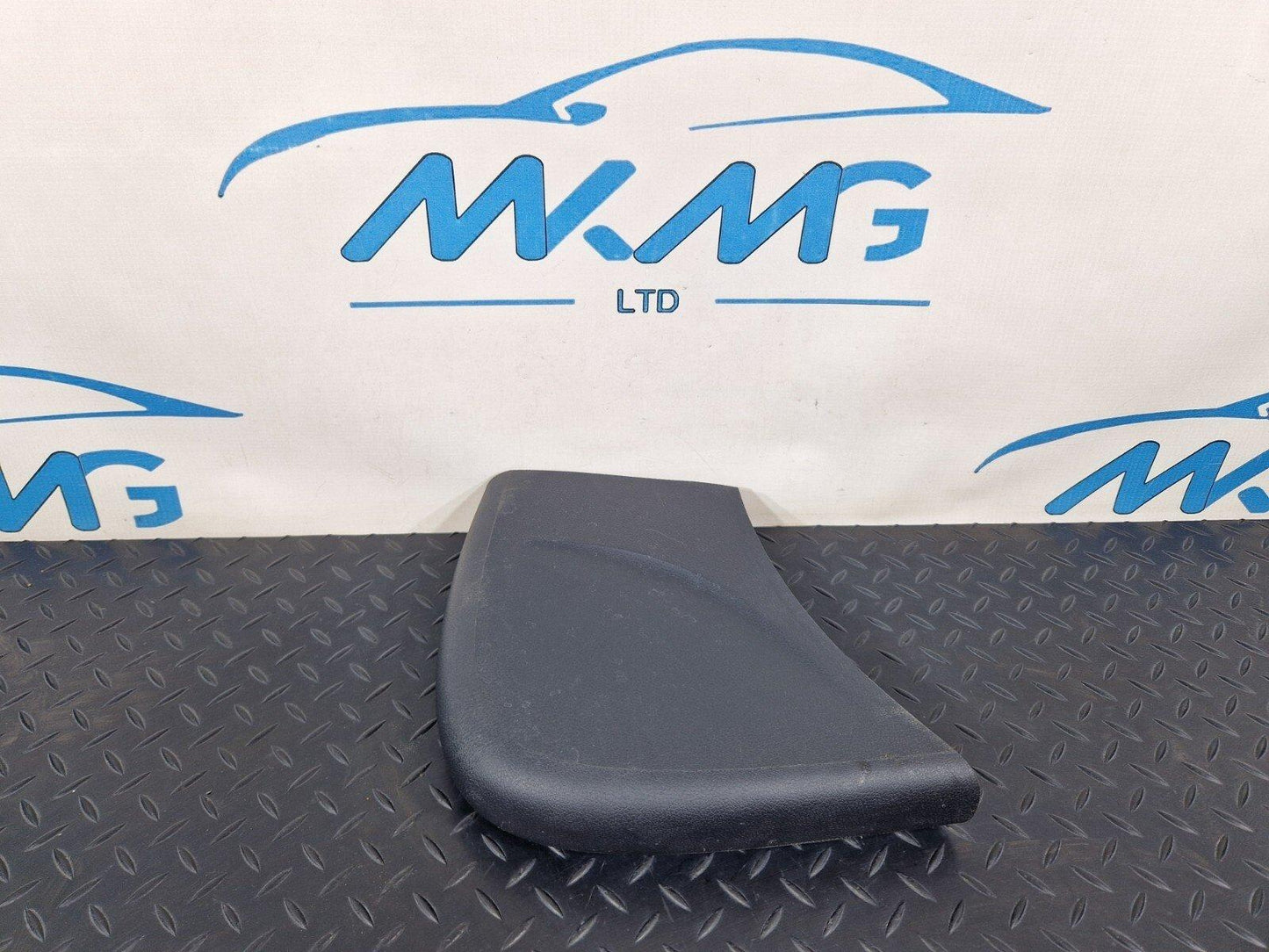 18-ON MERCEDES BENZ SPRINTER W907 W910 OEM HAND BRAKE LEVER TRIM A9104271000