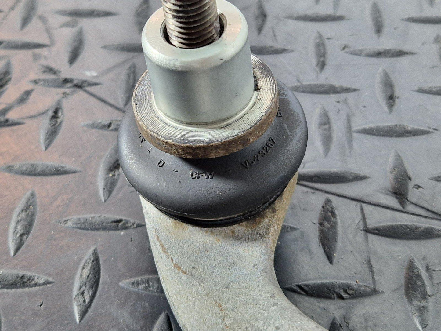 15-18 AUDI A7 4G GENUINE FRONT LEFT PASSENGER N/S INNER /OUTER TIE ROD END