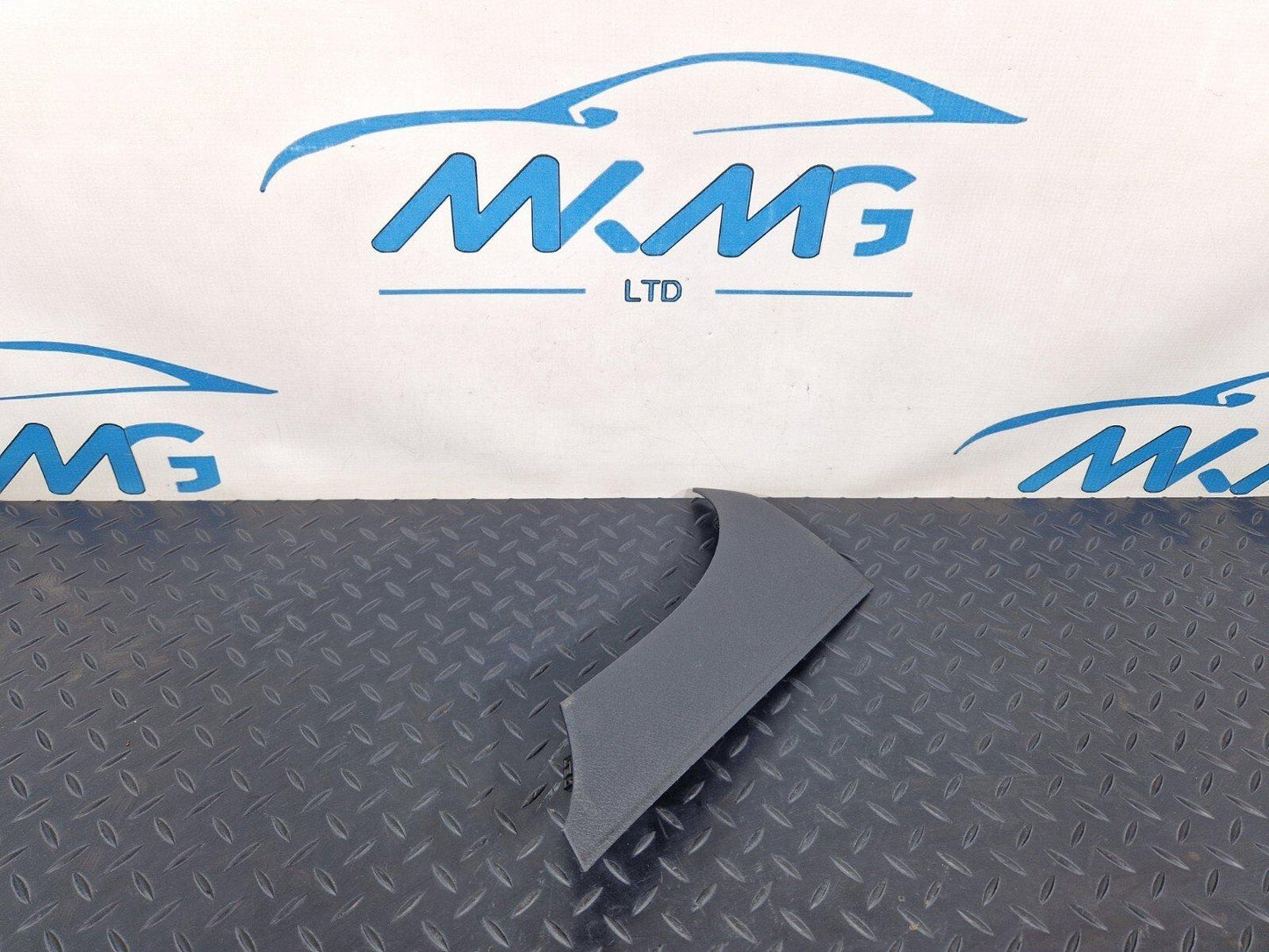18-ON MERCEDES BENZ SPRINTER W907 DASHBOARD COVER LEFT LOWER TRIM A9106803000