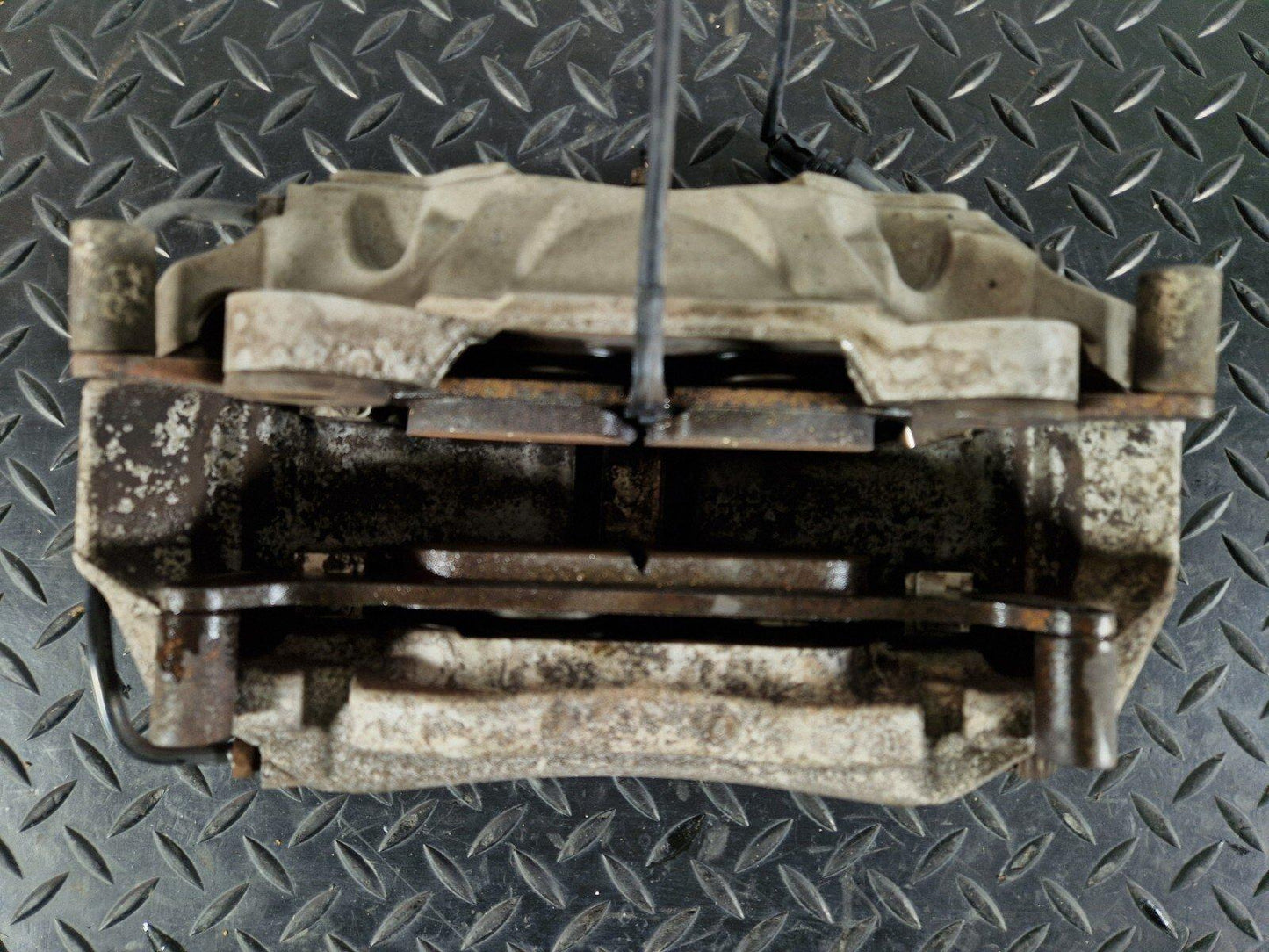 16-24 AUDI A5 F5 COUPE OEM PASSENGER LEFT SIDE FRONT BRAKE CALIPER 8W05CA