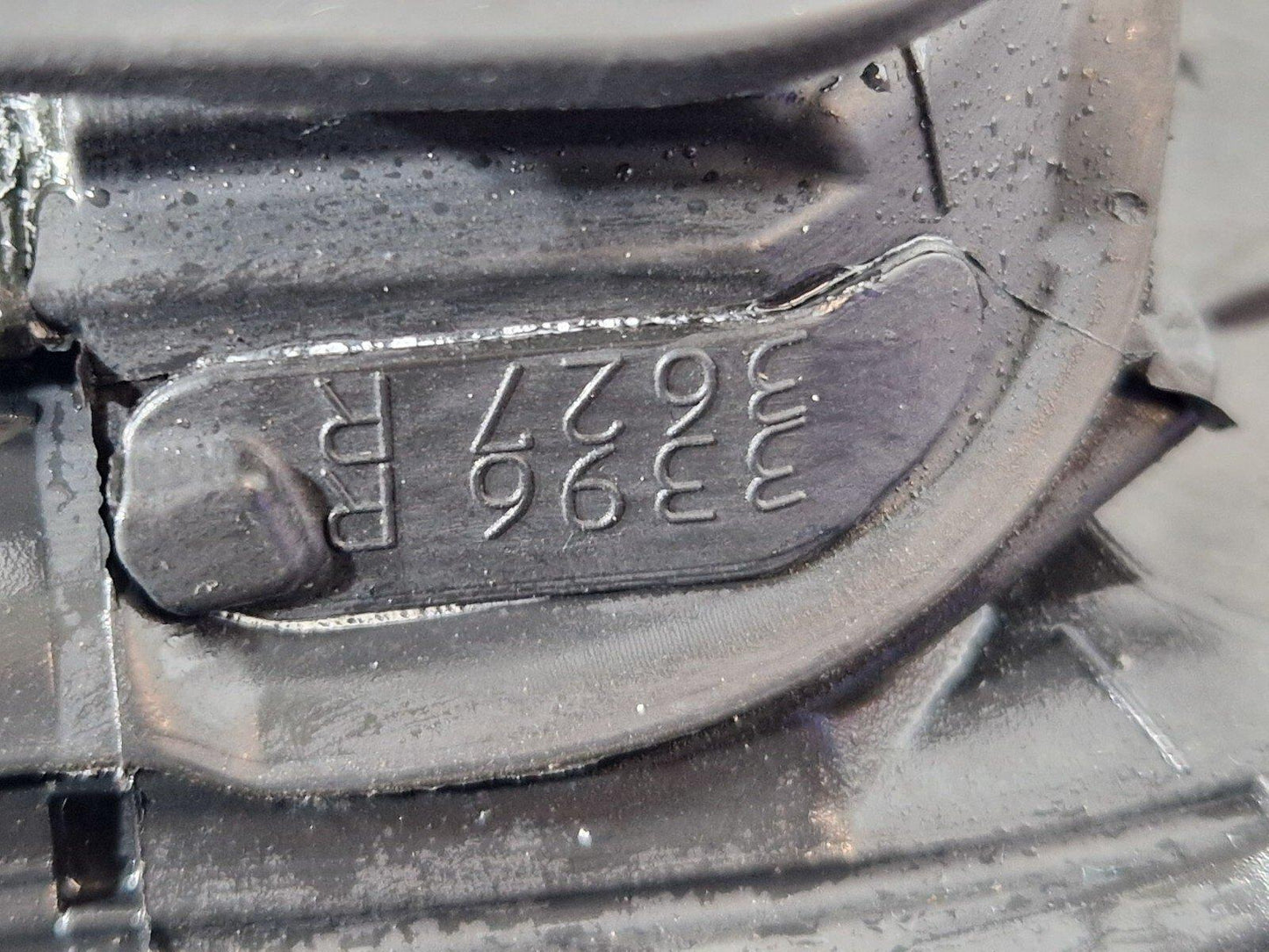 10-18 AUDI A7 4G S-LINE FRONT DOOR INNER SEAL RUBBER GASKET RIGHT O/S 4G8845354