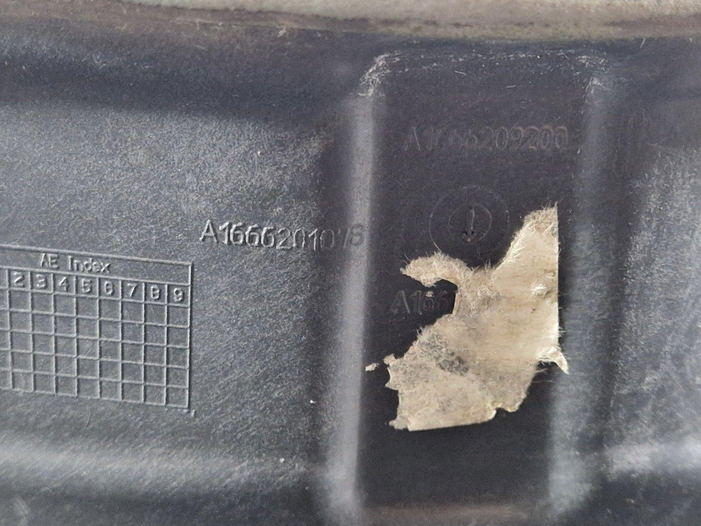 11-19 MERCEDES BENZ ML W166 GENUINE THERMAL PROTECTION A1666201078
