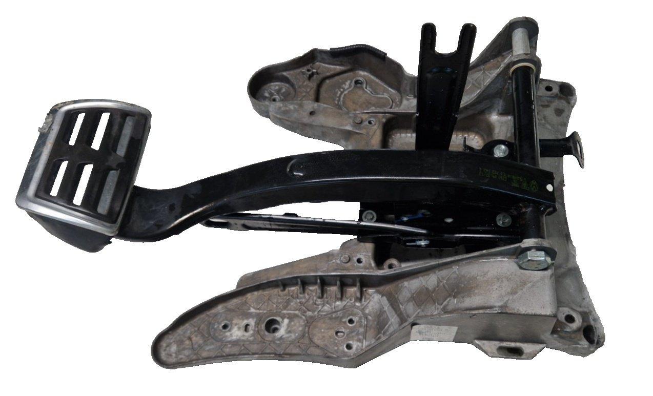 10-15 AUDI Q7 4L 3.0 DIESEL GENUINE BRAKE PEDAL  BRACKET MOUNT HOLDER 7L8723117A
