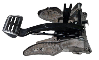 10-15 AUDI Q7 4L 3.0 DIESEL GENUINE BRAKE PEDAL  BRACKET MOUNT HOLDER 7L8723117A