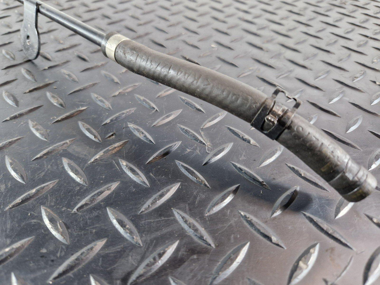 10-18 VW TOUAREG 7P GENUINE COOLANT HOSE PIPE 7P6122447AD
