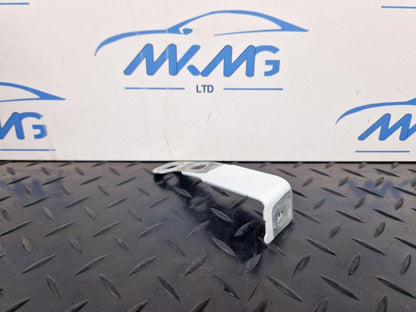 16-23 AUDI S5 COUPE GENUINE WING FENDER BRACKET FRONT RIGHT 8W6821434