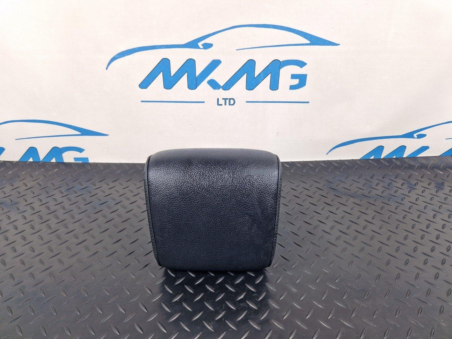 19-ON MERCEDES BENZ CLA C118 REAR SEAT CENTER LEATHER HEADREST A1779700701