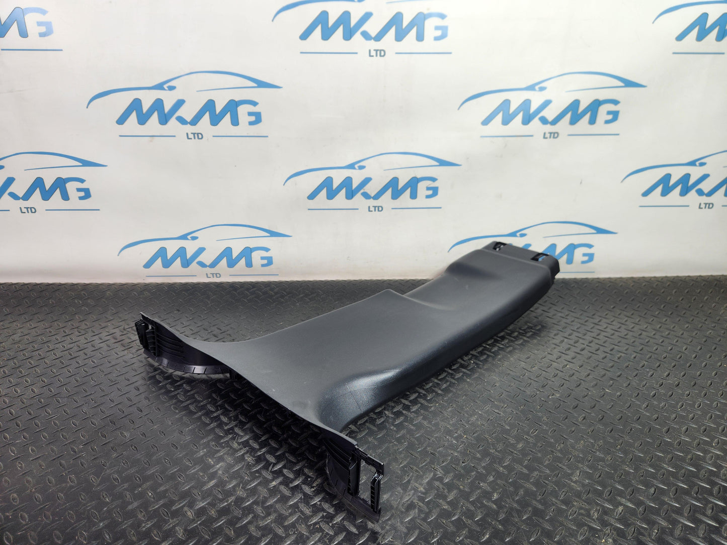 Range Rover Evoque L551 Genuine Right O/S Lower B-Pillar Trim K8D2-24396-AC