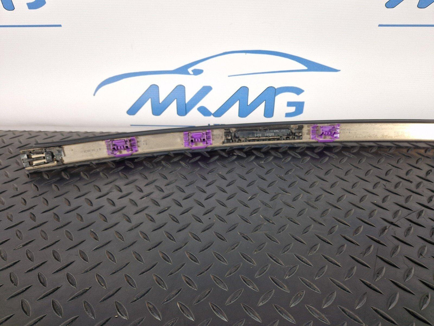 19-ON MERCEDES BENZ CLA C118 RIGHT O/S ROOF RAIL TRIM COVER A1186905600