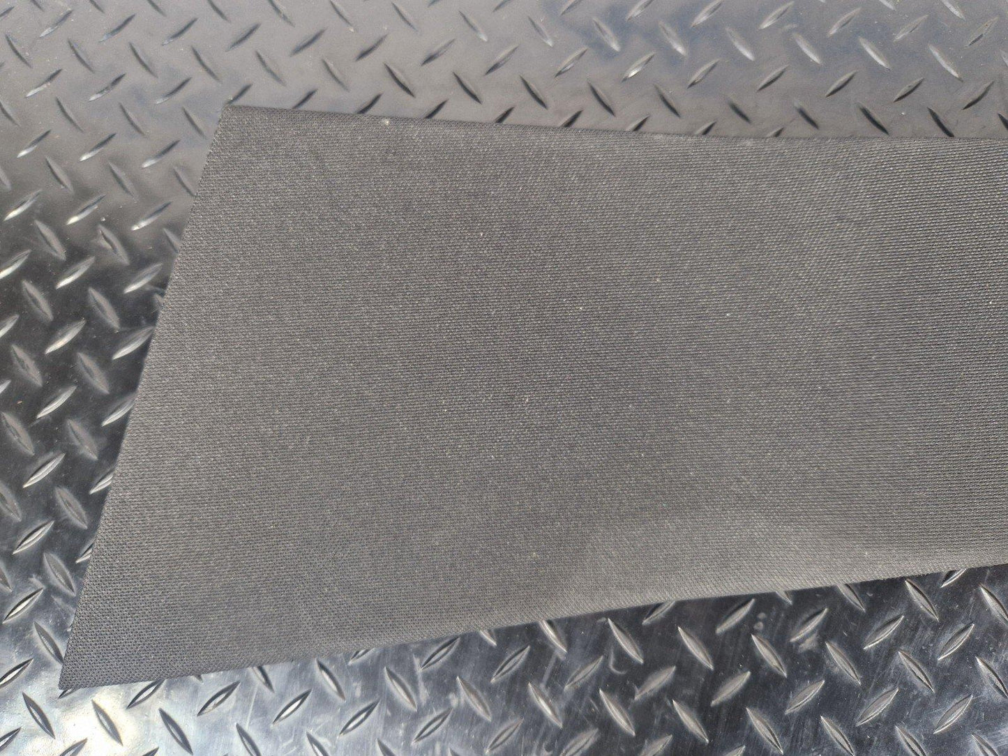 14-21 MERCEDES BENZ W205 GENUINE B-PILLAR LEFT SIDE SEAT BELT TRIM A2056900126