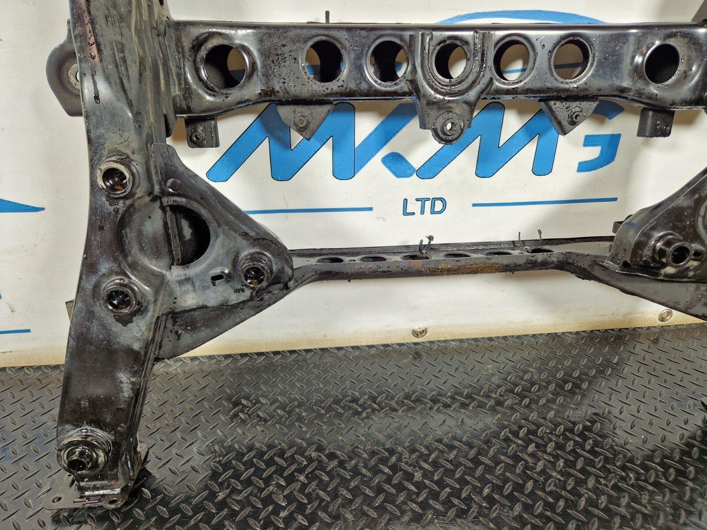14-23 MERCEDES BENZ VITO W447 RWD OM651.950 FRONT SUBFRAME A4476208000