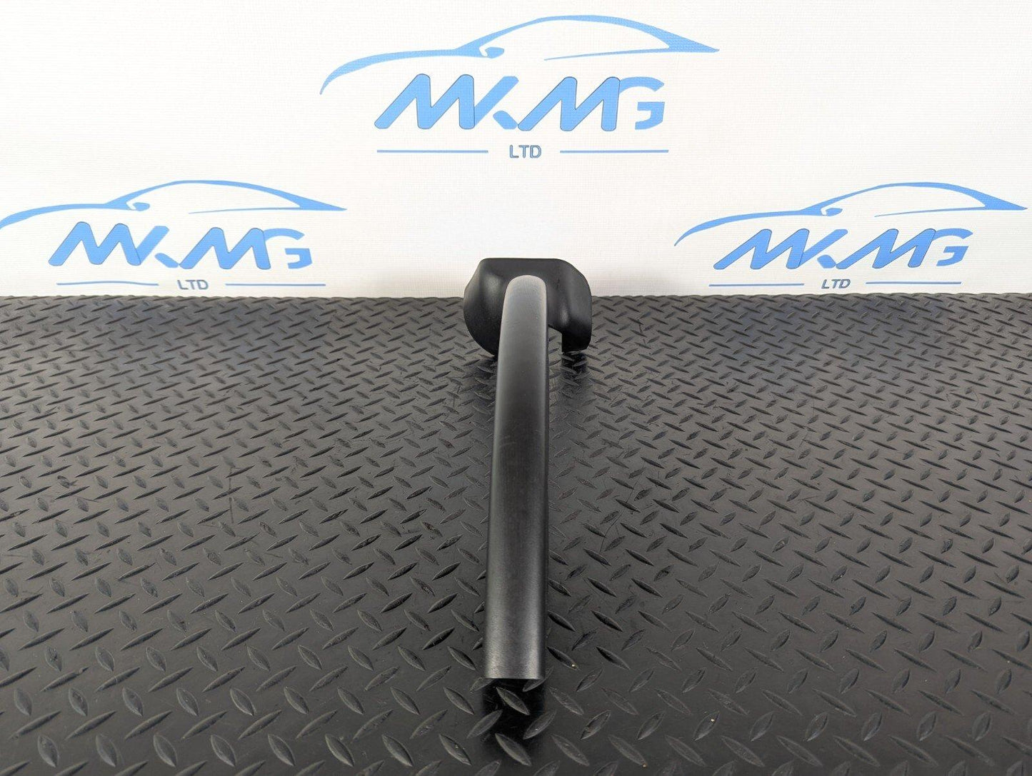 10-17 AUDI A8 4H LEFT  BOOT HINGE COVER TRIM 4H0971445B