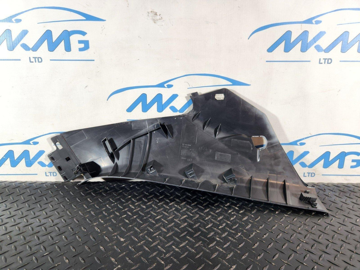 10-18 VW TOUAREG 7P GENUINE LEFT BOOT TRIM PANEL 7P0867765