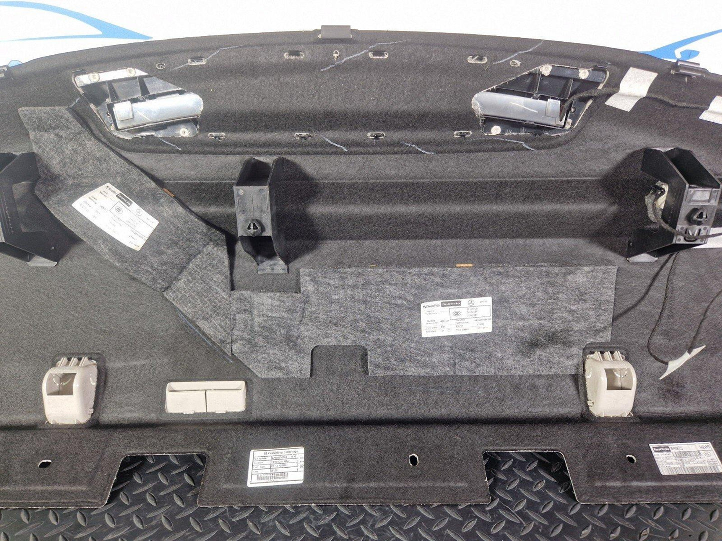 14-21 MERCEDES BENZ C200 W205 BOOT PARCEL SHELF LOAD COVER A2056900704
