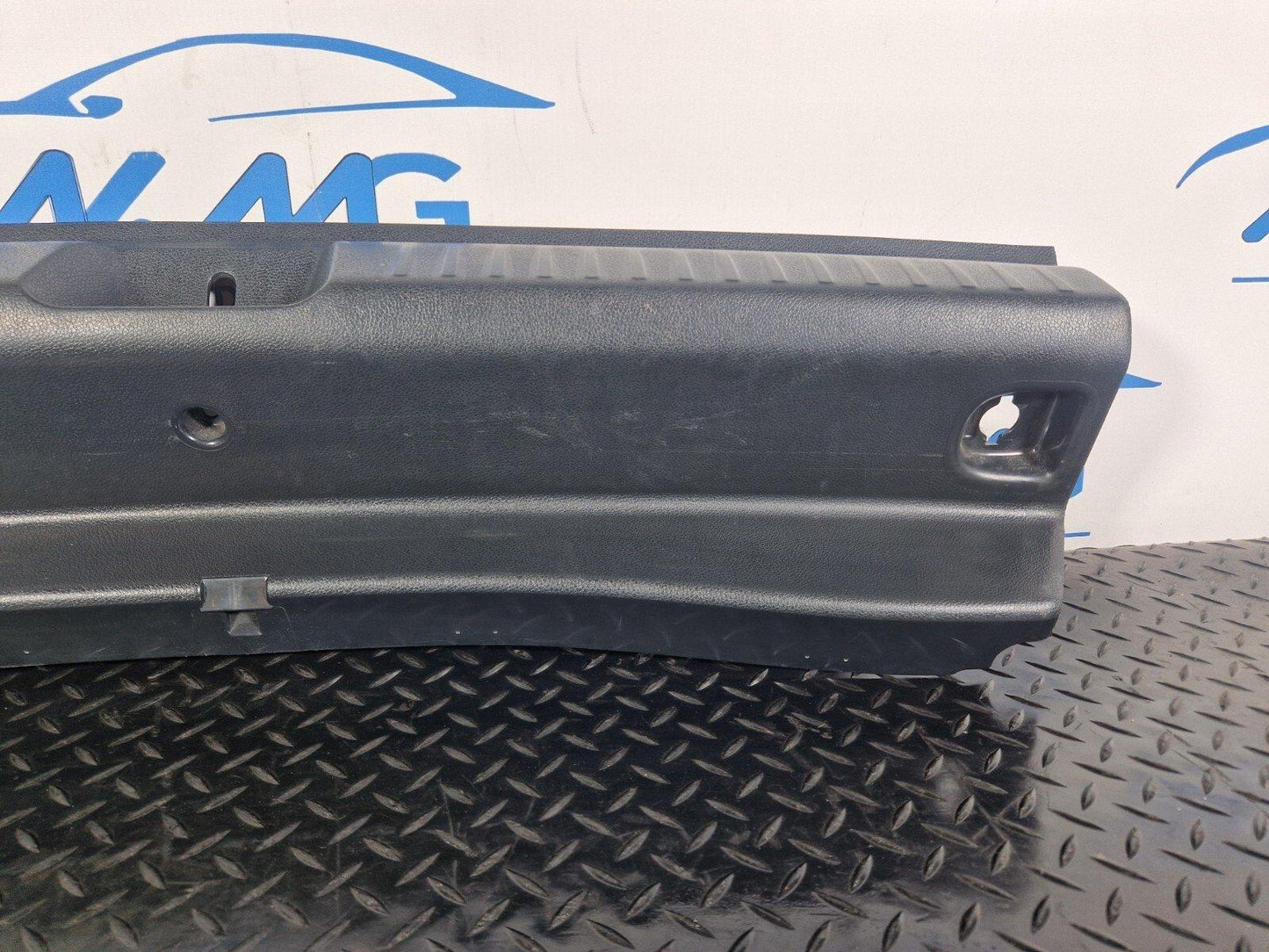 14-20 MERCEDES BENZ GLA X156  BOOT LOCK TRIM COVER SILL PANEL A1566900041