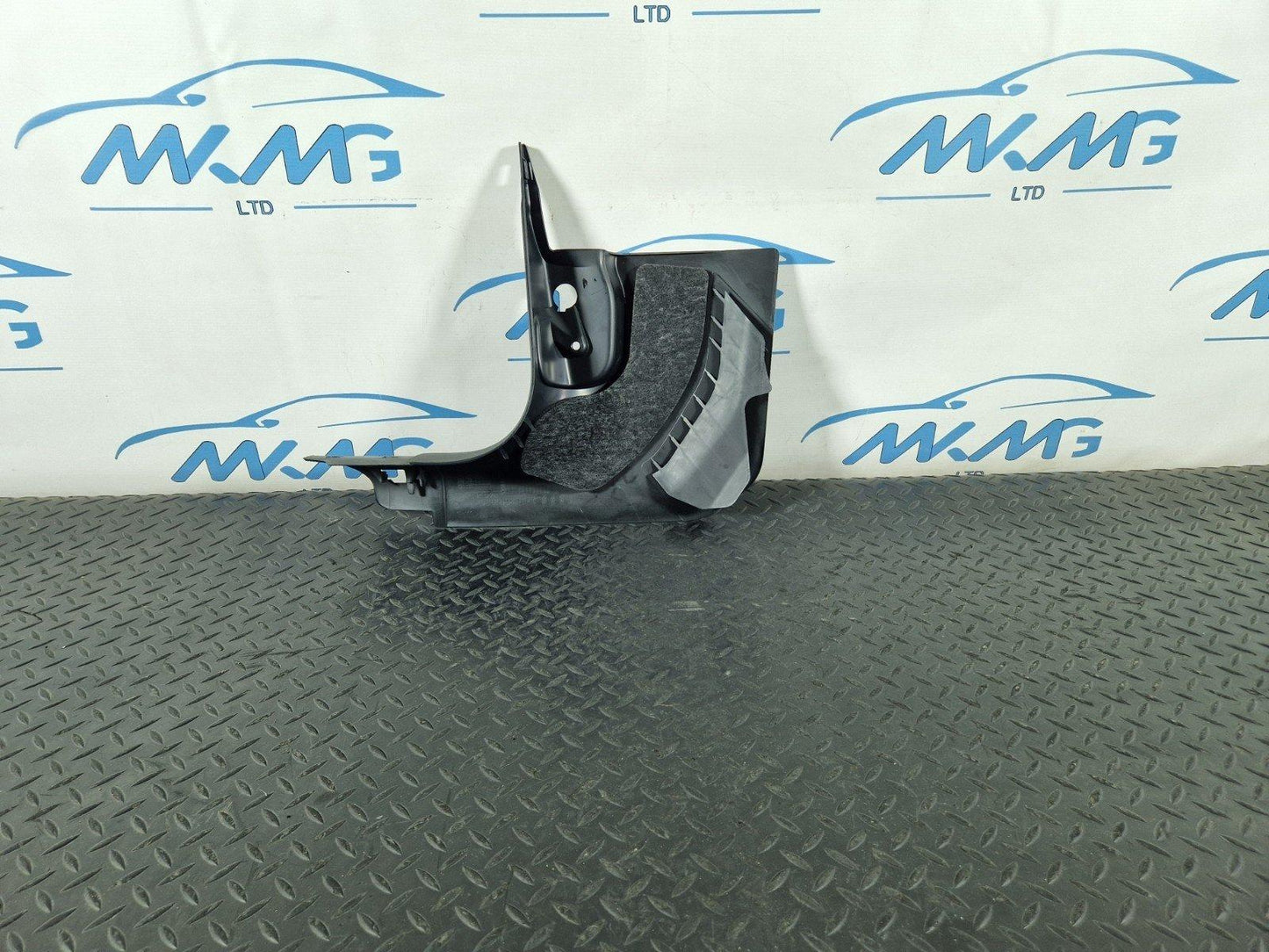 17-24 AUDI S5 F5 COUPE GENUINE O/S/F FRONT RIGHT KICK TRIM PANEL 8W6867272