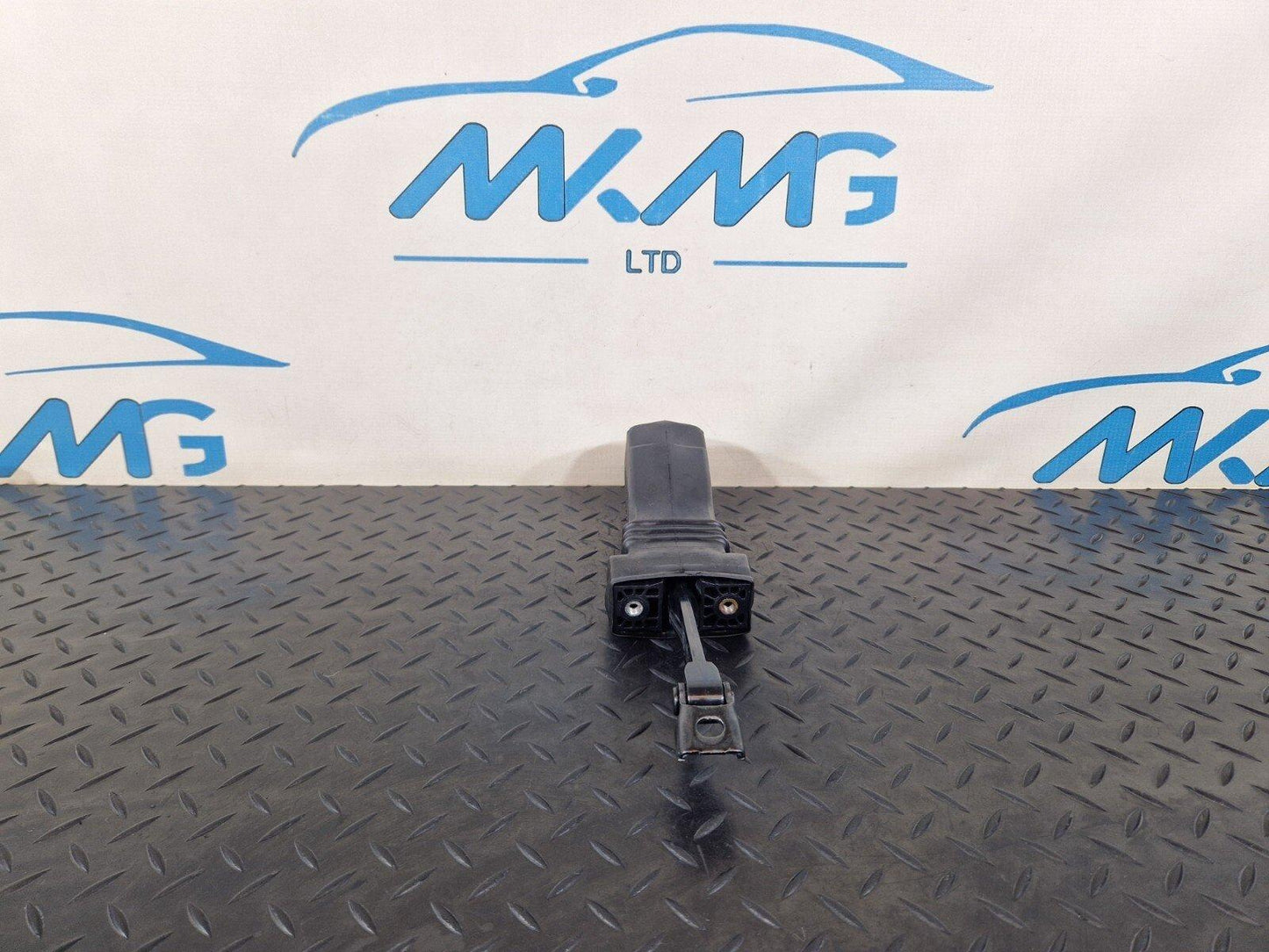 10-17 AUDI A8 4H FRONT DOOR CATCH FITS LEFT & RIGHT 4H0837267