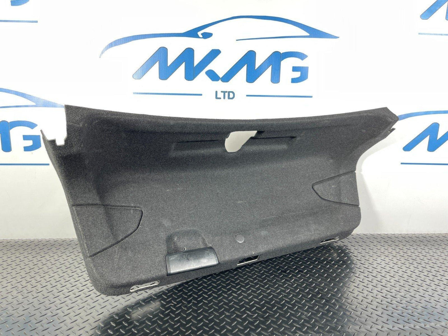 16-19 AUDI A4 B9 S-LINE GENUINE SALOON REAR BOOT LID CARPET COVER 8W5867975 M