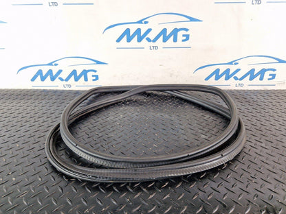 11-18 BMW 6 SERIES F13 GASKET SEAL RUBBER TAILGATE BOOTLID TRUNK 7228502