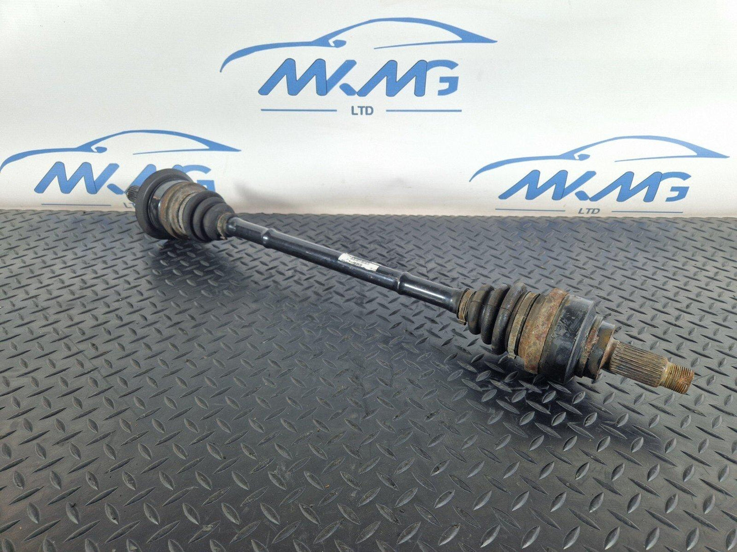 12-18 BMW 3 SERIES F30 F31 LCI RIGHT SIDE REAR DRIVESHAFT 8680348