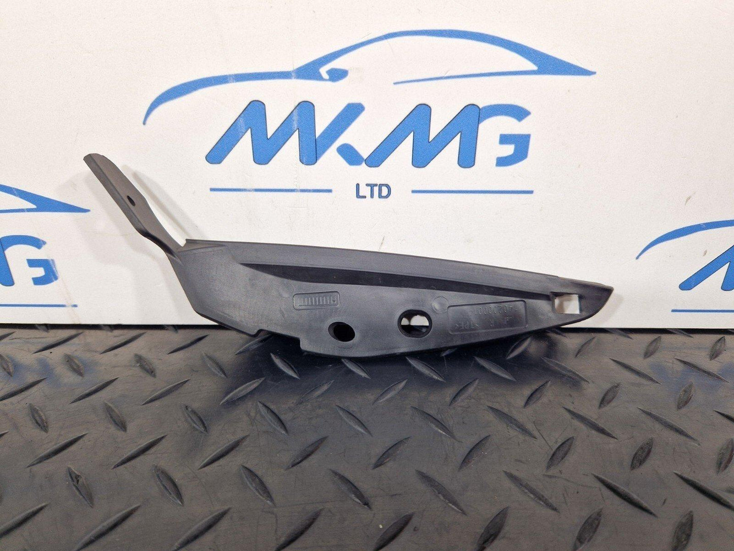 16-23 AUDI S5 COUPE FRONT RIGHT O/S MUD DEFLECTOR COVER TRIM 1402000014