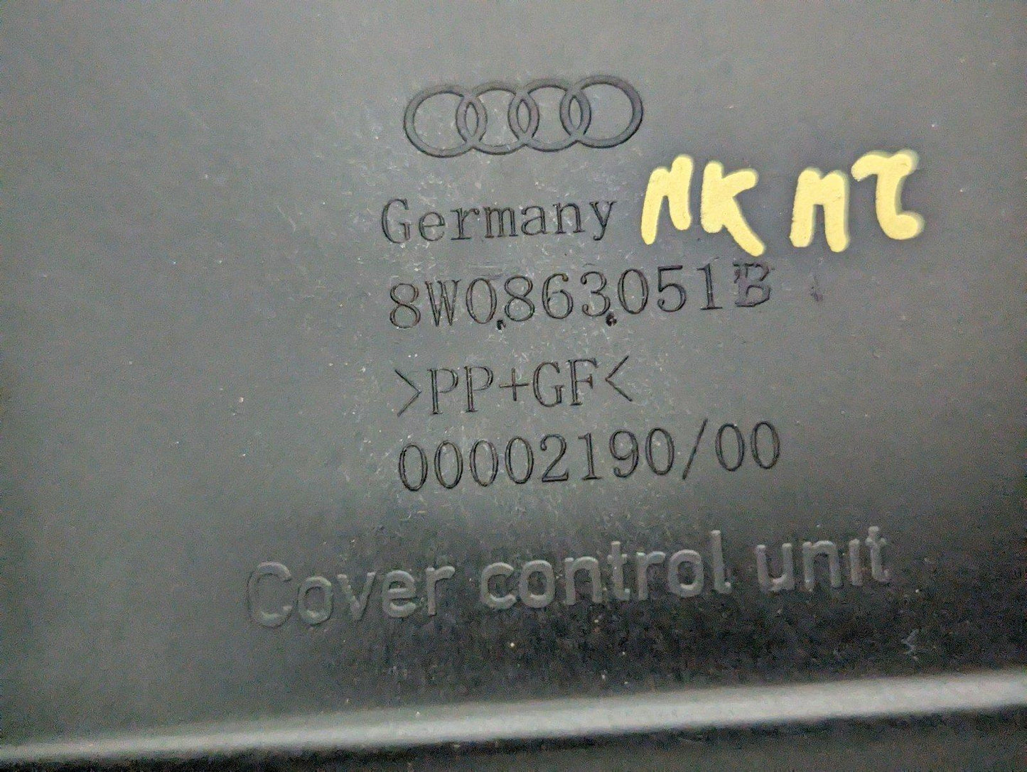 16-23 AUDI A5 F5 SPORTBACK S-LINE Centre Console Bracket Cover 8W0863051B