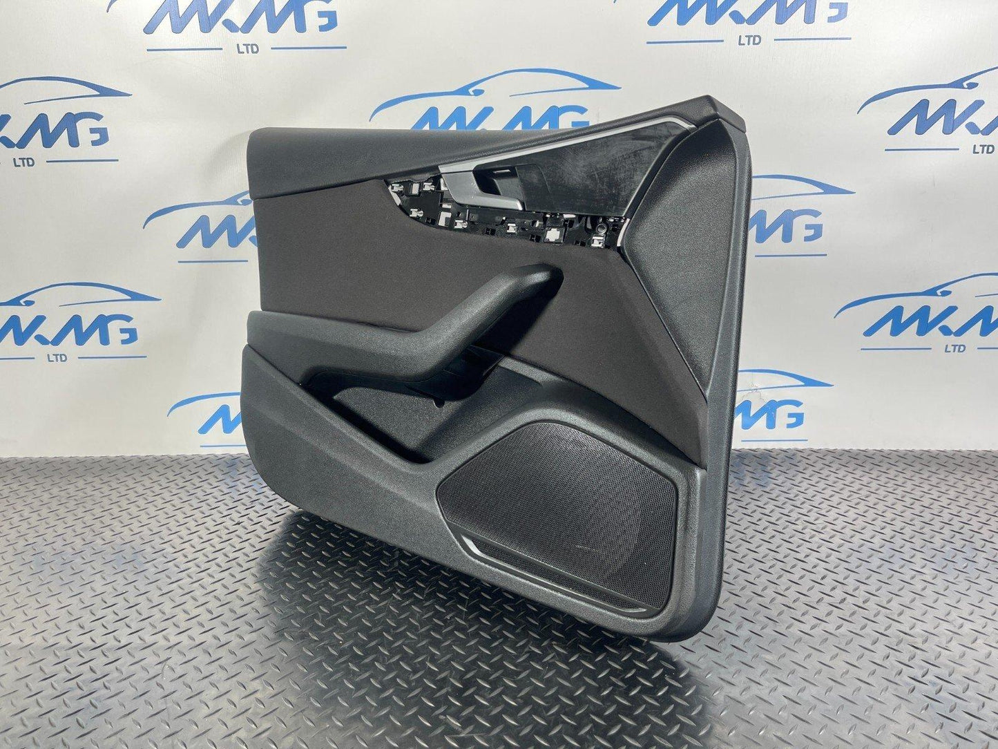 16-19 AUDI A4 B9 AVANT GENUINE FRONT PASSENGER SIDE DOOR CARD PANEL 8W0867133