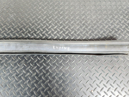 11-19 MERCEDES BENZ ML W166 GENUINE ENGINE COMPARTMENT RUBBER SEAL A1668870098