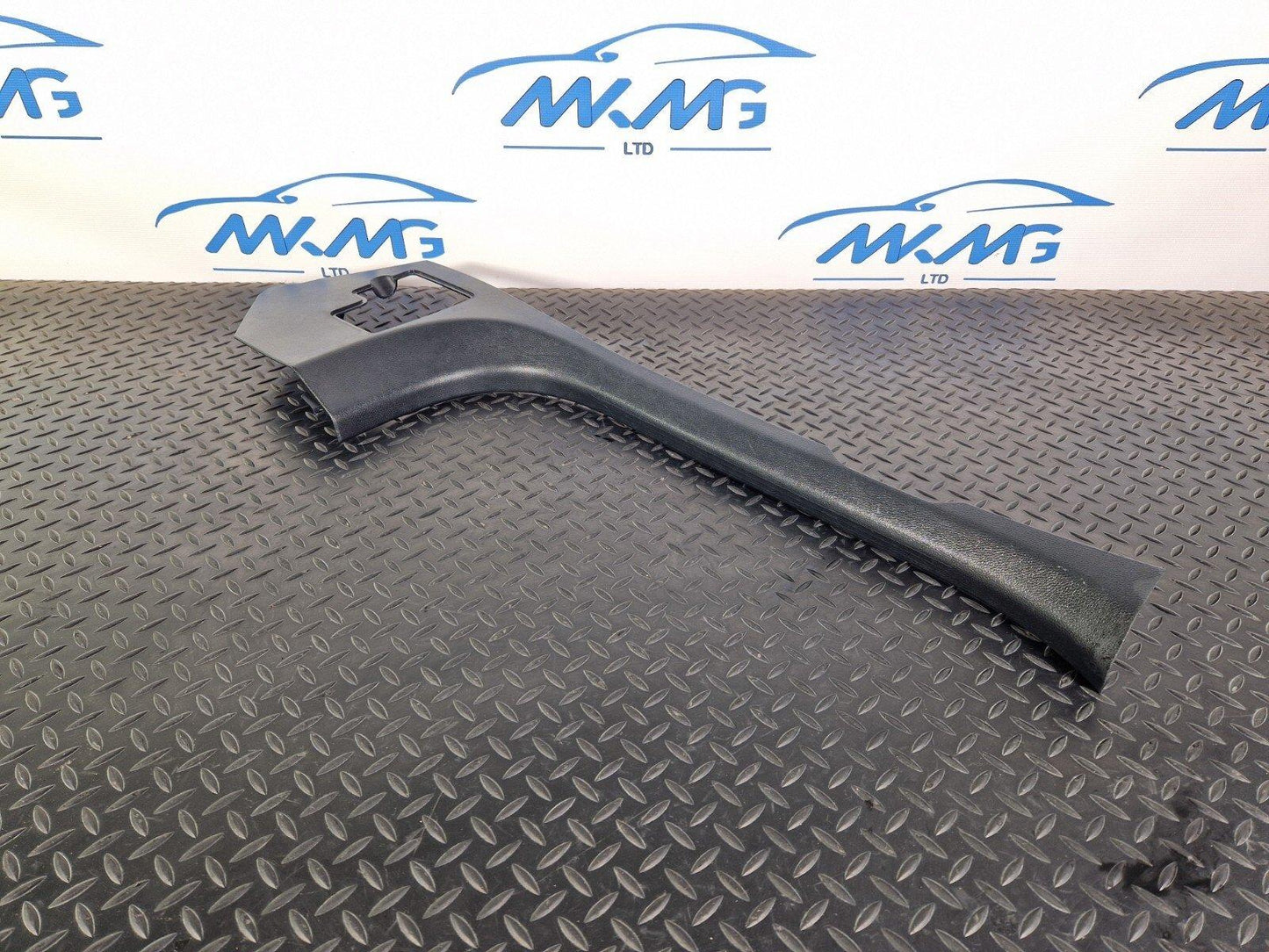 14-21 MERCEDES-BENZ C250D W205 LEFT SIDE INNER SILL TRIM COVER A2056860536