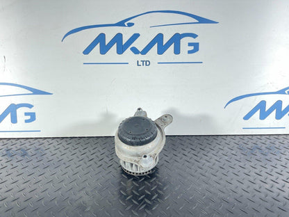 14-21 MERCEDES BENZ C350e W205 PETROL ENGINE SUPPORT MOUNT BRACKET A2052400200