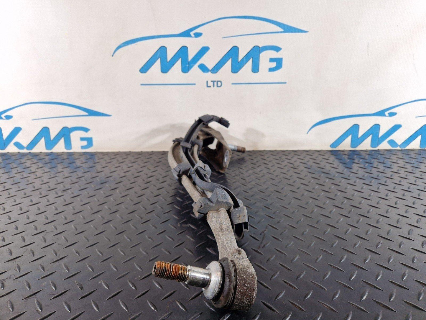 11-18 BMW 6 SERIES F13 GENUINE REAR CONTROL ARM FITS LEFT & RIGHT SIDES 6775902