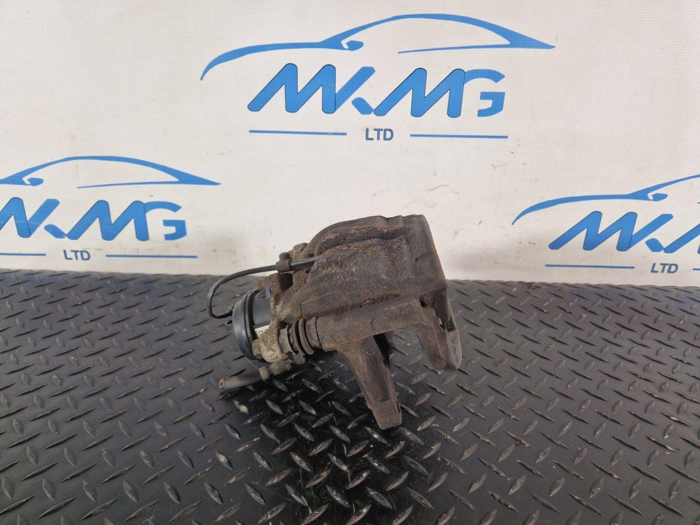 16-20 AUDI Q7 4M GENUINE REAR LEFT PASSENGER ELECTRIC BRAKE CALIPER 4M0615405AR