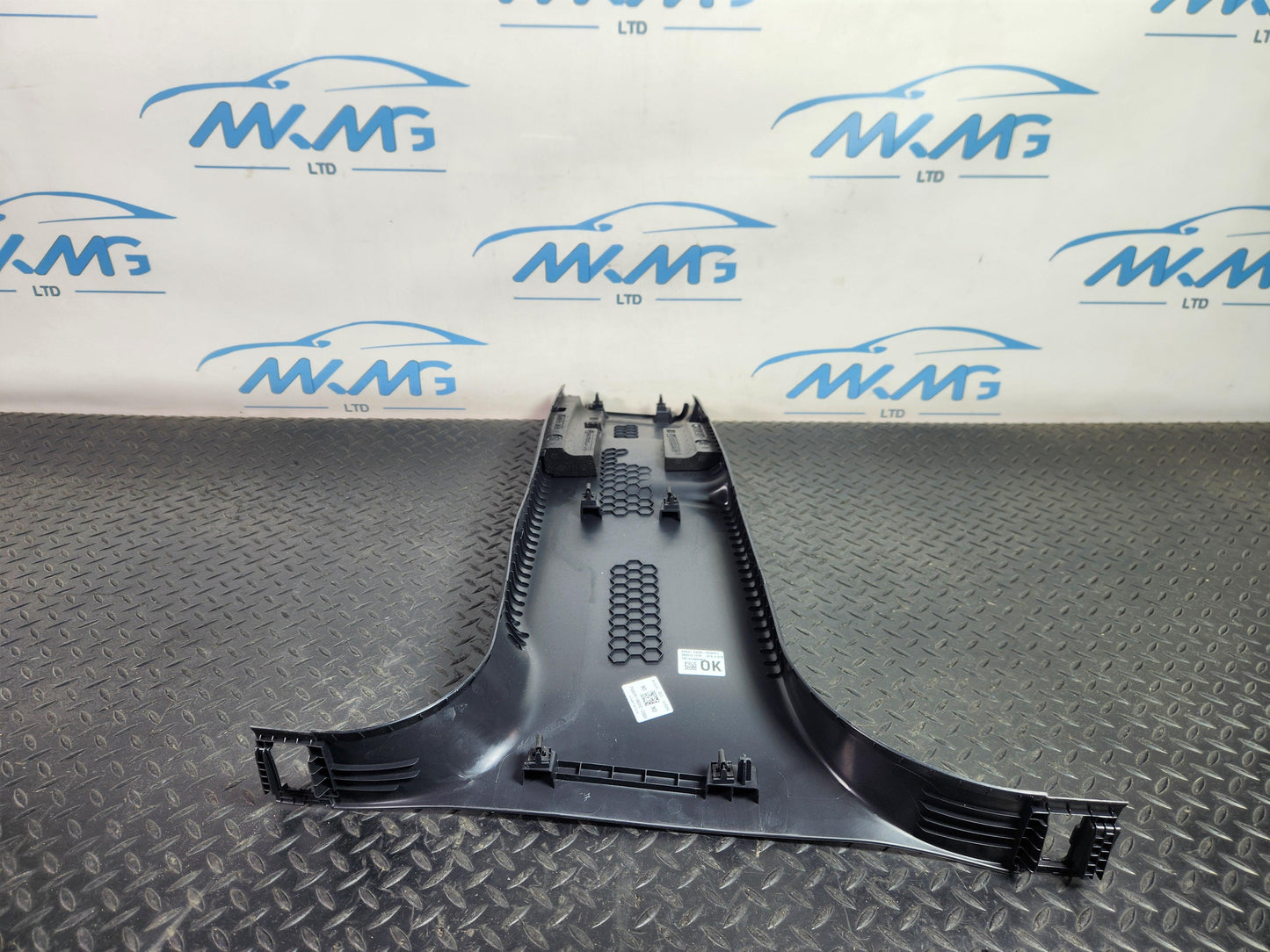 Range Rover Evoque L551 Genuine Right O/S Lower B-Pillar Trim K8D2-24396-AC