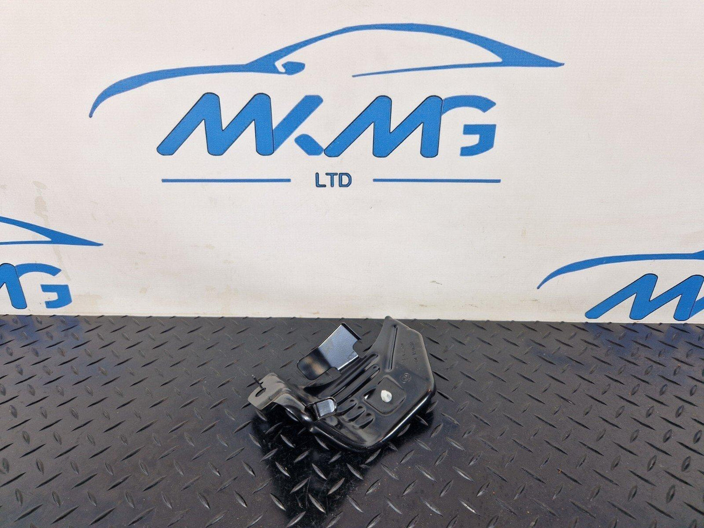 20-ON BMW 2 SERIES GRAN COUPE M-SPORT F44 WING MOUNTING BAR LEFT 7489631