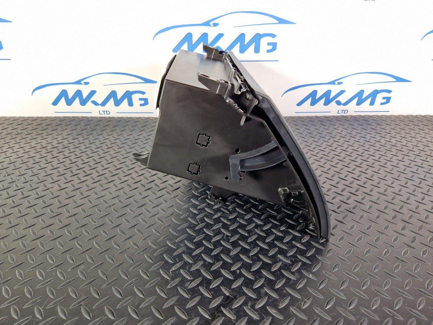 18-ON MERCEDES BENZ A CLASS W177 OEM GLOVE BOX COMPARTMENT A1776801005