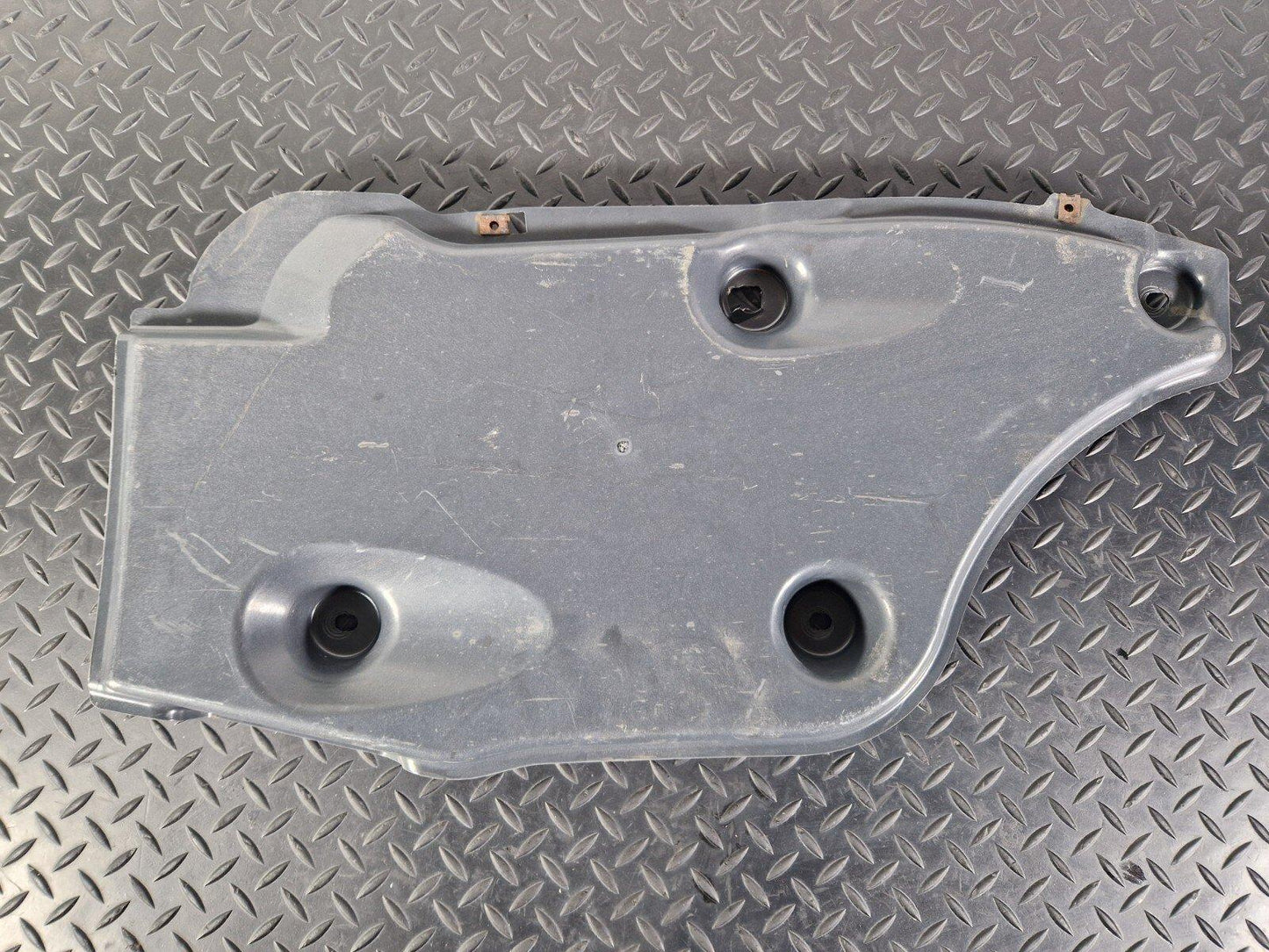 12-18 AUDI A6 C7 GENUINE LEFT SIDE UNDERBODY SHIELD COVER PANEL TRIM 4G0825215B