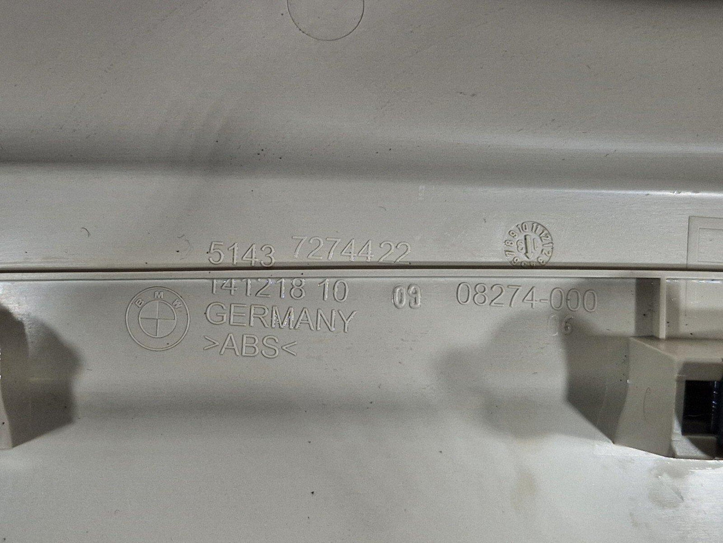 11-18 BMW 6 SERIES F06 REAR RIGHT DOOR STEP ENTRANCE TRIM COVER 7274422