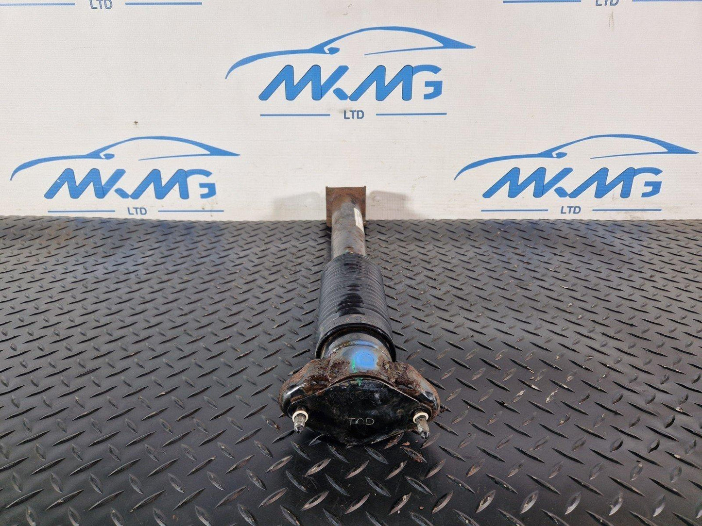 11-19 MERCEDES BENZ ML W166 REAR LEFT & RIGHT SHOCK ABSORBER A1663261500