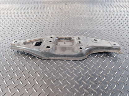 18-ON MERCEDES BENZ SPRINTER W907 FRONT BRACKET LEFT LOWER MOUNT A9076220700