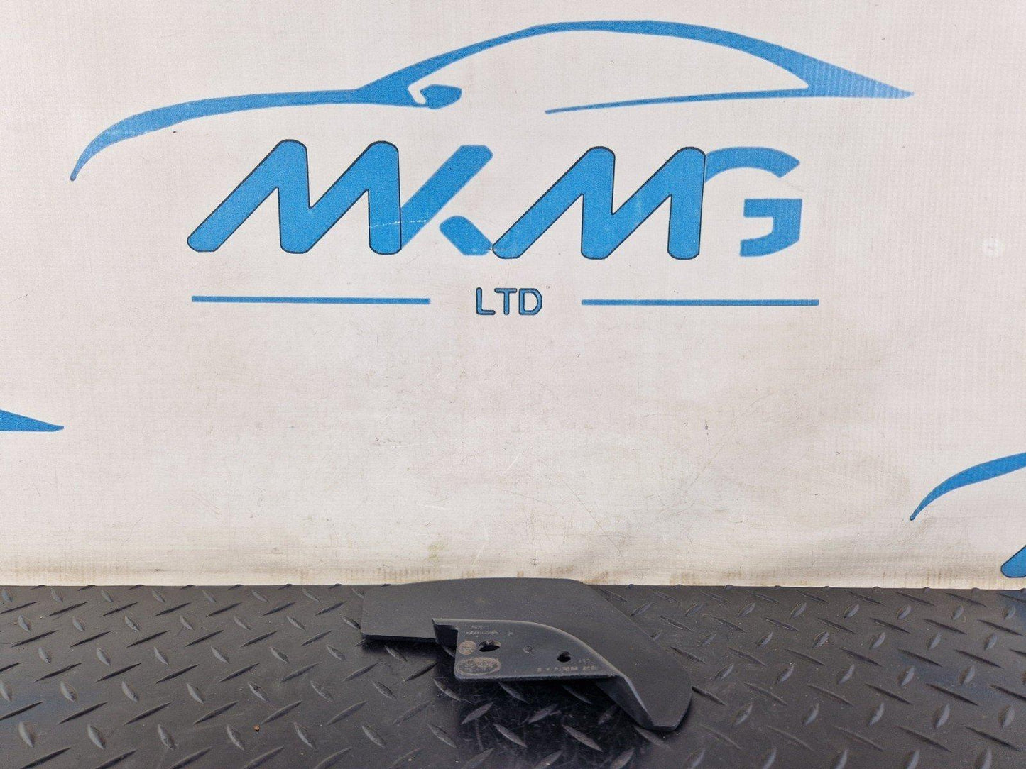 19-ON RANGE ROVER EVOQUE L551 MUD FLAP GUARD RIGHT SIDE K8D2280E12