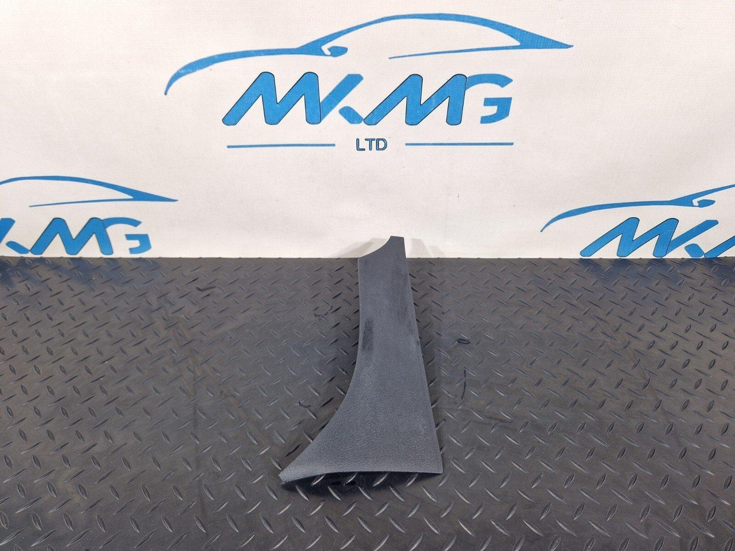 18-ON MERCEDES BENZ SPRINTER W907 W910 RIGHT O/S LOWER TRIM PANEL A9106803200