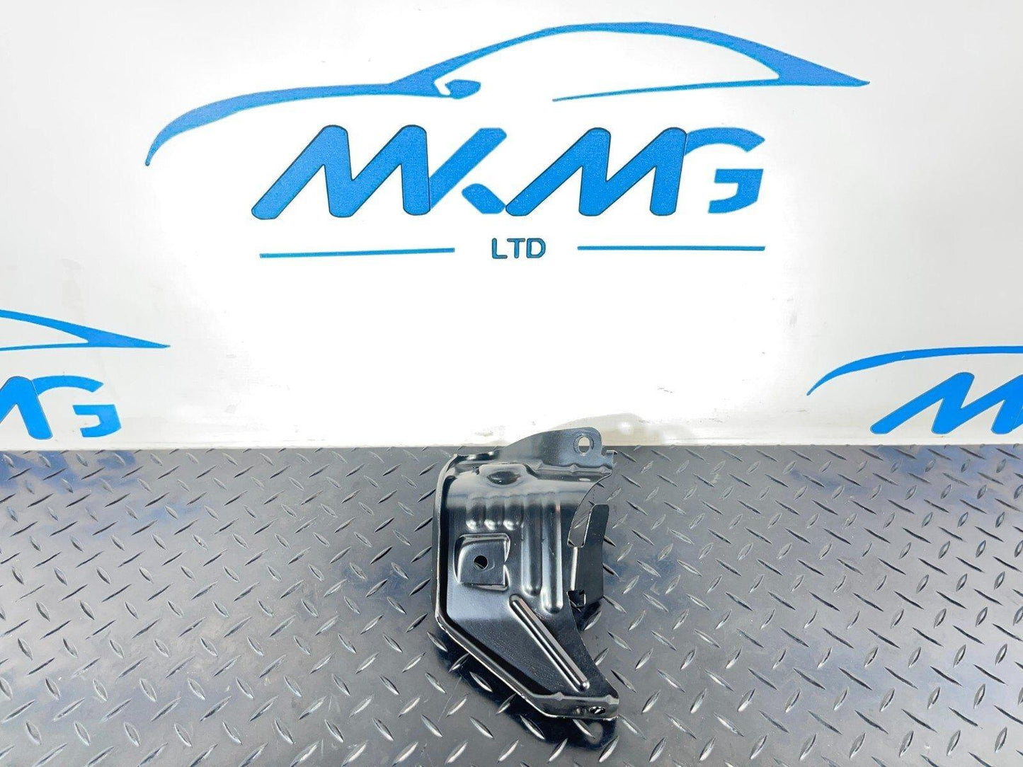 20-ON BMW 2 SERIES GRAN COUPE M-SPORT F44 WING MOUNTING BAR RIGHT 7489632