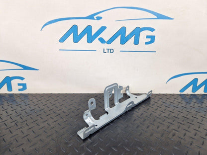 14-21 MERCEDES BENZ C220 W205 GENUINE RIGHT SIDE O/S BOOT BRACKET A2056914400