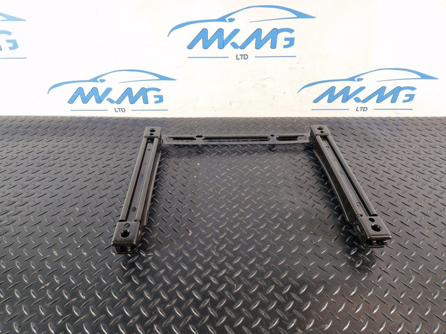 16-20 AUDI Q7 4M GENUINE FRONT SEAT FRAME BRACKET FITS LEFT & RIGHT 4M0881677A