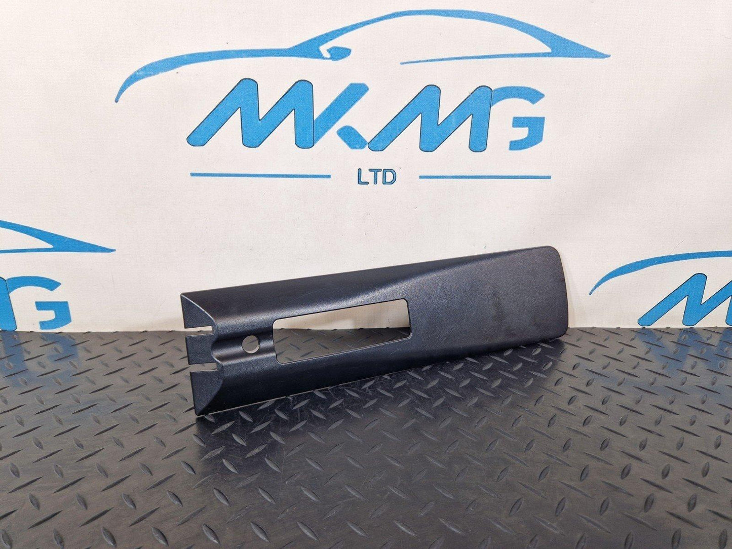 BMW X5 SERIES E70 F15 F85 SEAT RAIL TRIM REAR 7171837