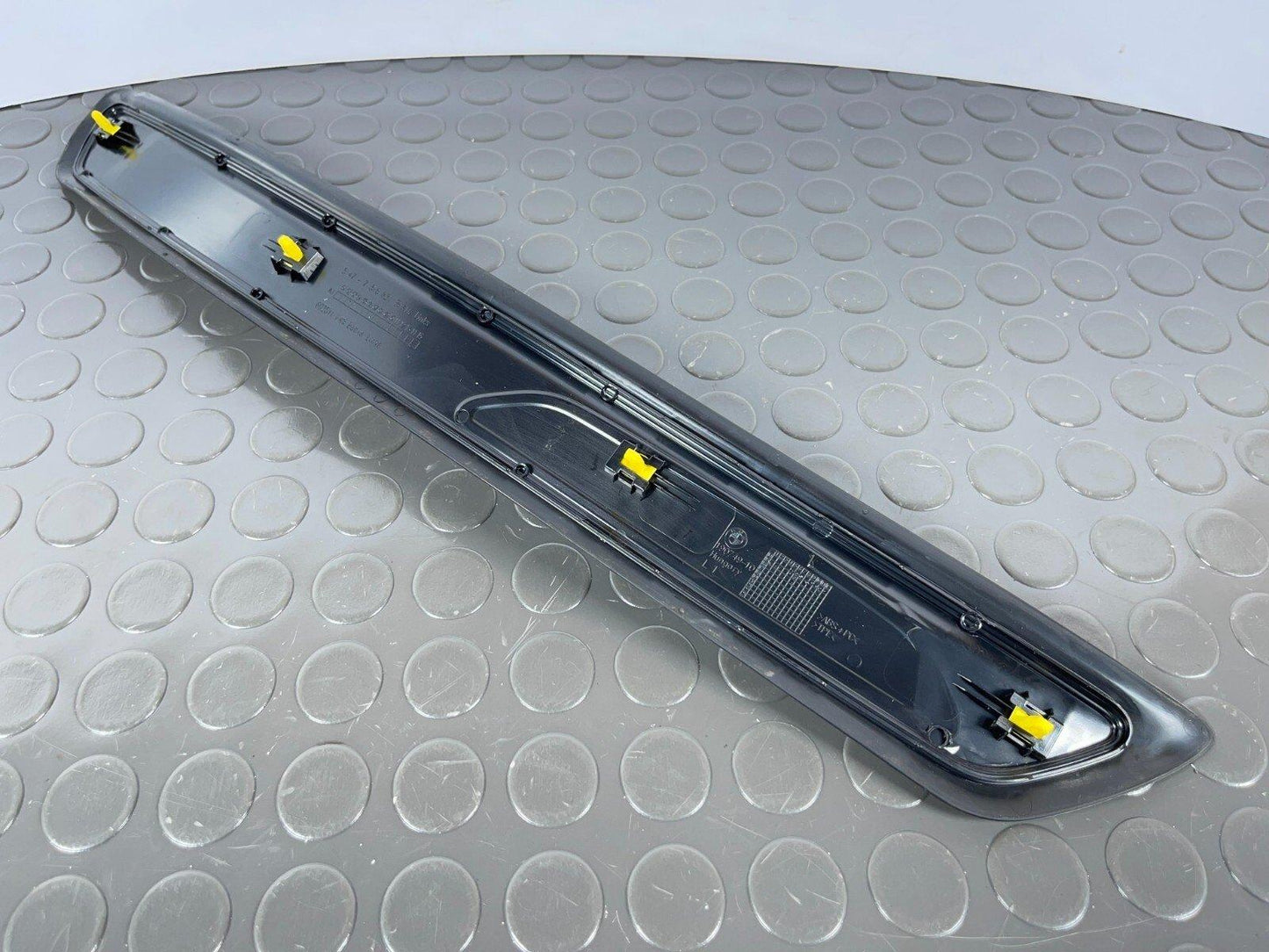 14-21 BMW 2 SERIES F45 F46 REAR LEFT PASSENGER SIDE DOOR SILL TRIM 7316821